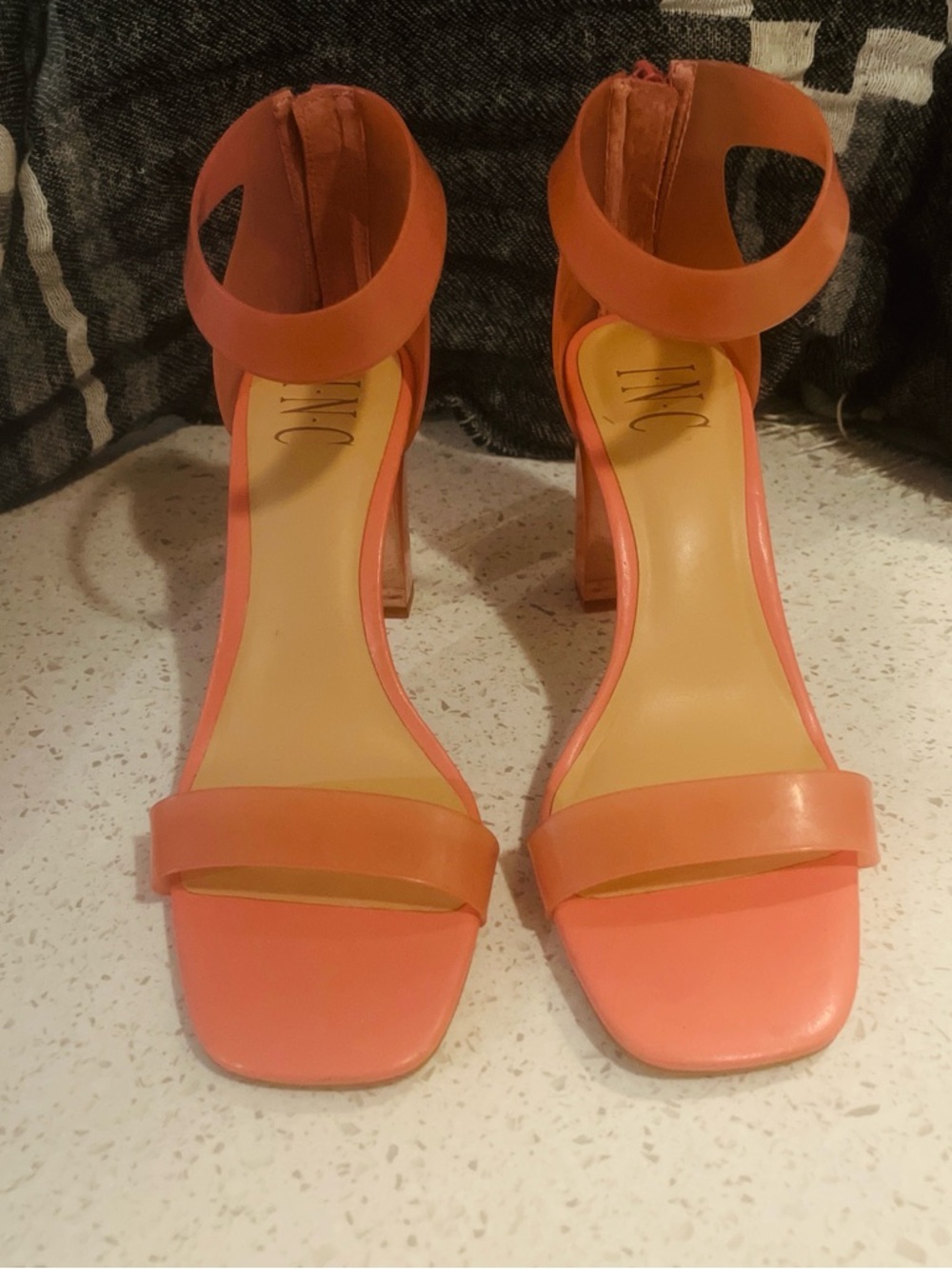 NWOB W’s 7 INC International Concepts Makenna Pink Ankle-Strap Block Heels